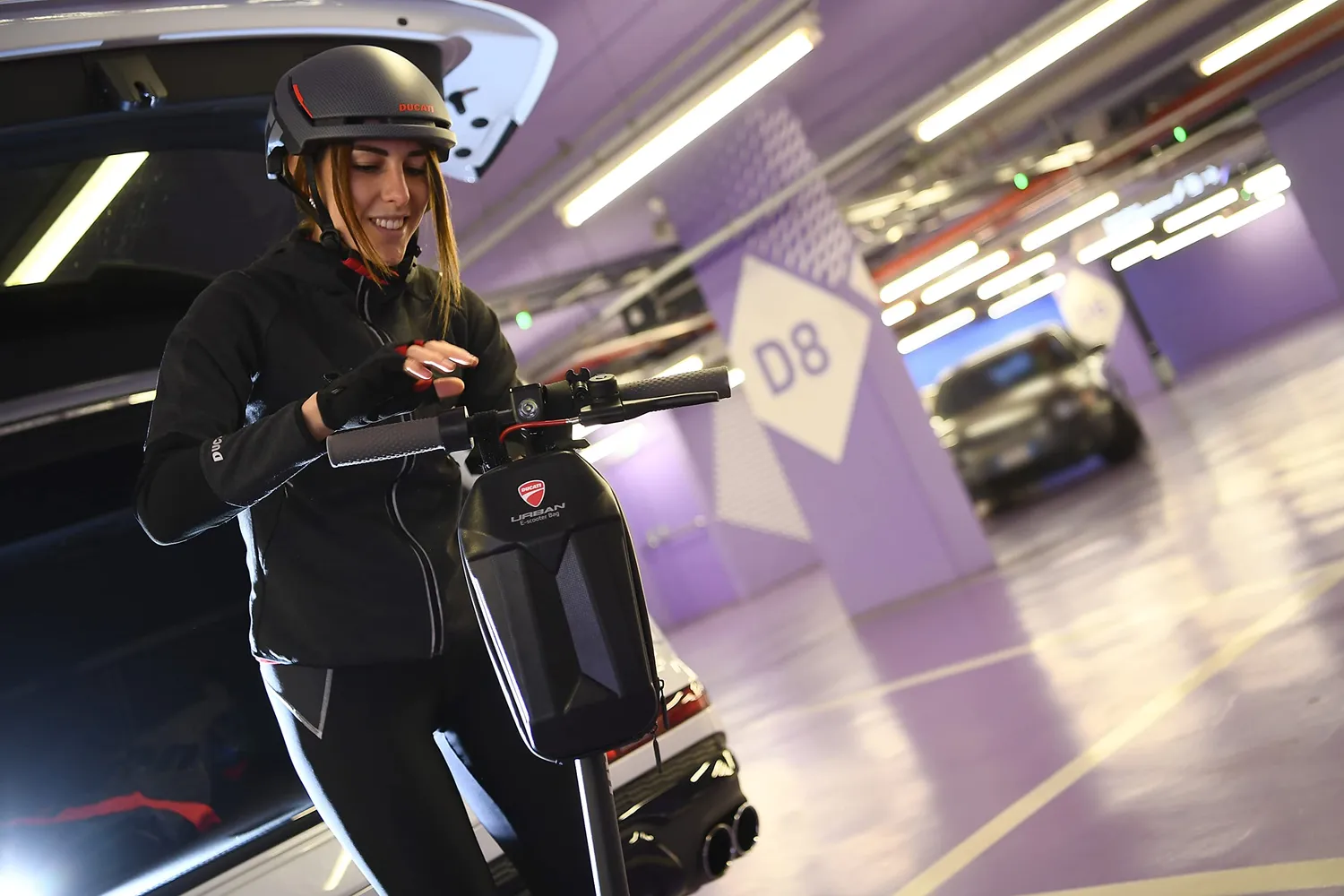 Ducati borsa monopattino waterproof manubrio