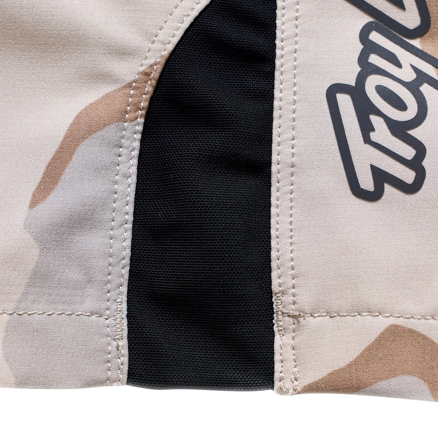 Troy Lee Designs Skyline Pro Flow Camo shorts MTB pumice liner