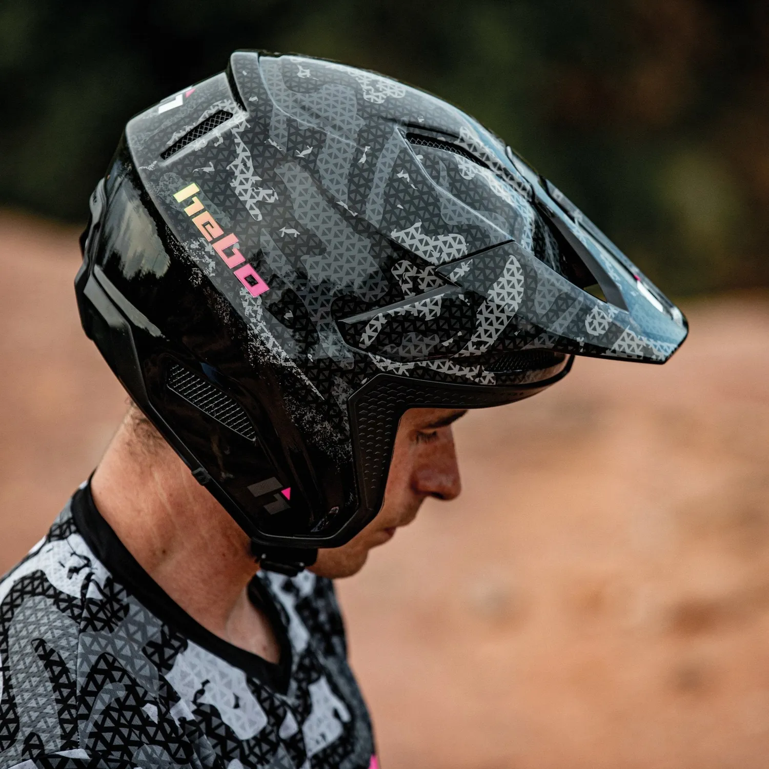 Hebo Zone Pro Camo casco trial omologato