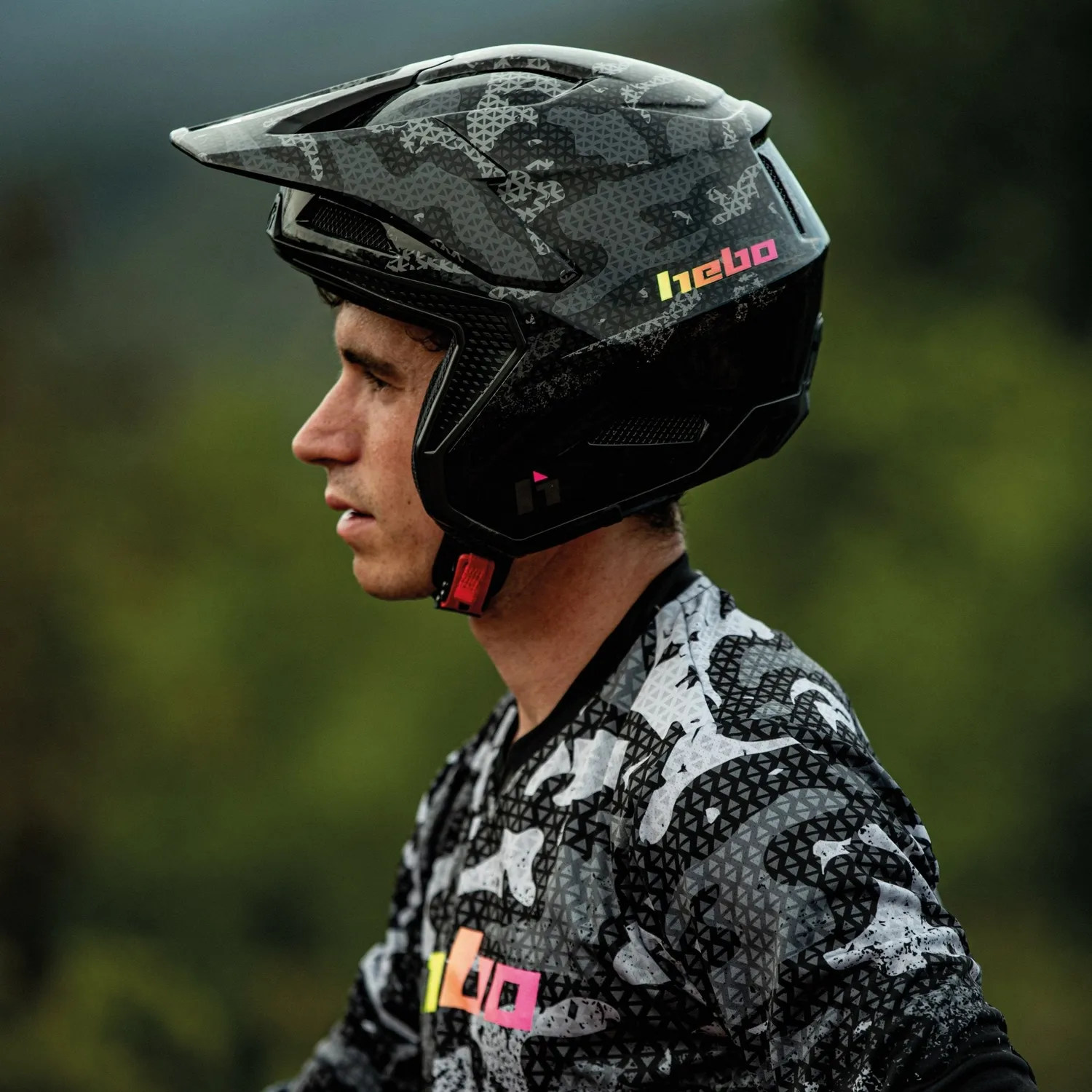 Hebo Zone Pro Camo casco trial omologato